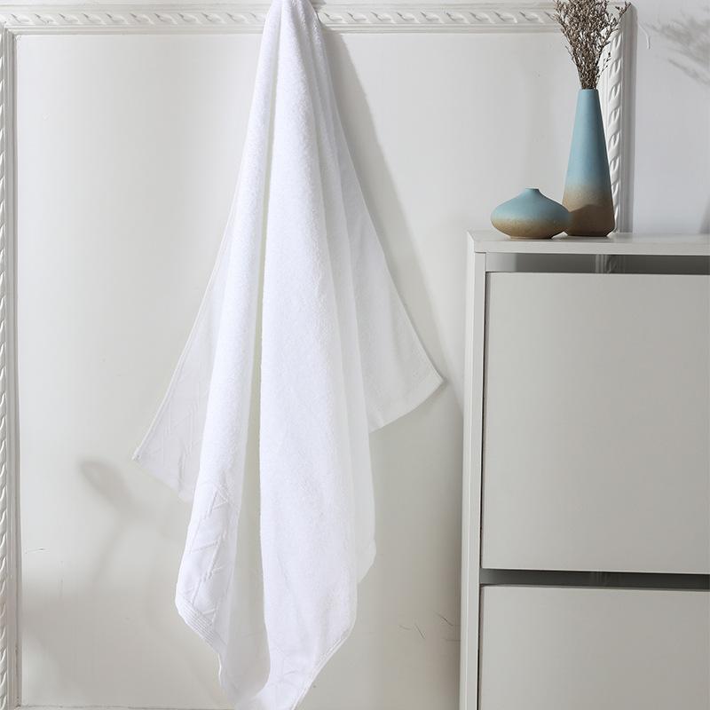Long-staple cotton bath towel